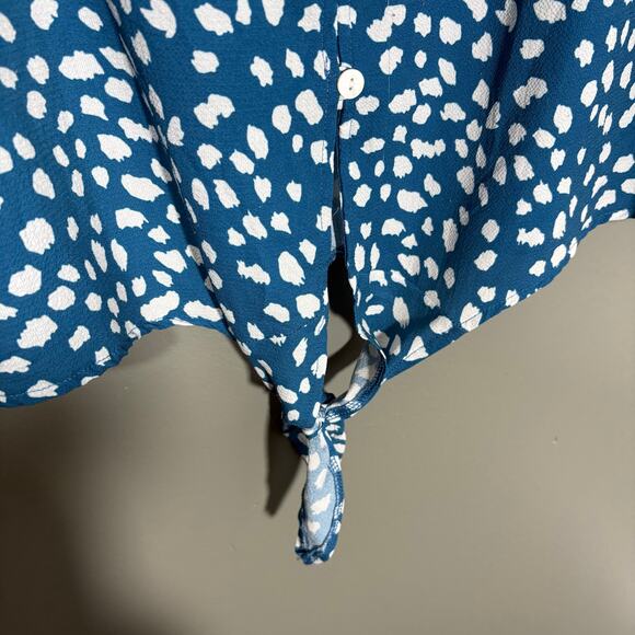 Kancystore Womens Blue Abstract Polka Dot Tie Front Top - Size Large - Boho Chic - Picture 4 of 7
